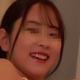 同居人は超カワイイ女子！？しかも無防備でパンチラ・乳首チラ・オナニーし放題！夢のシェアハウスライフ！ある日それを覗いてフル勃起させシコシコしていたのがバレてしまい終わった！と思ったら思わぬデカチンに喜んでヌイてもらいました