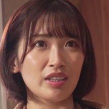 「私のアウフグースを堪能ください。」 サウナで挿入されても汗だくで平然とタオルで仰ぎ続ける女性熱波師