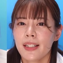 ここで撮影した写真を貼れば絶対合格するというピストンバイブ証明写真ボックス リクルートスーツの女子大生がどんなに突かれても笑顔をキープ 来訪者M.Wさん