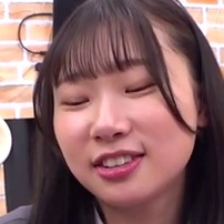 素人バラエティ 部活帰りのデカ尻女子〇生限定！外したら即ハメ中出し壁尻スタイルDE利きバイブチャレンジ！極太バイブで膣奥を刺激されスケベ尻丸出しイキ潮噴射が止まらない！！